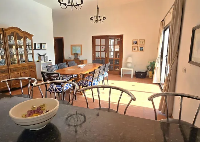 Casa Georgiana, Playa Blanca, Private Heated Pool *