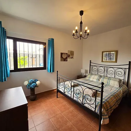 Casa Georgiana, Playa Blanca, Private Heated Pool Willa Playa Blanca (Lanzarote)