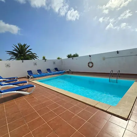 Casa Georgiana, Playa Blanca, Private Heated Pool Vila *