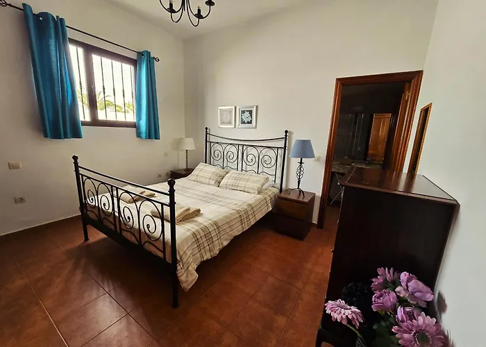 Casa Georgiana, Playa Blanca, Private Heated Pool 플라야블랑카